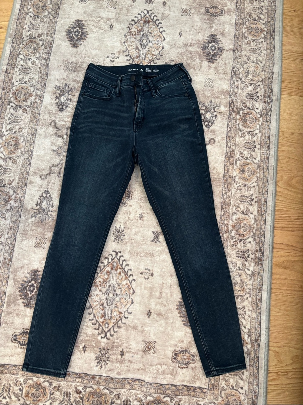 Old Navy Dark Wash Women’s Skinny Jeans